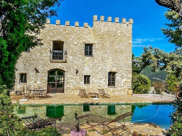 5 bedroom Finca/Country House for sale in Relleu with pool garage - € 2,149,000 (Ref: 9119283)