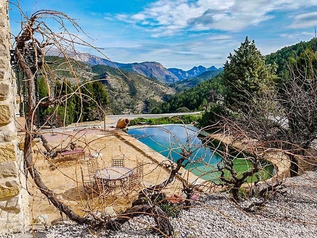 5 bedroom Finca/Country House for sale in Relleu with pool garage - € 2,149,000 (Ref: 9119283)