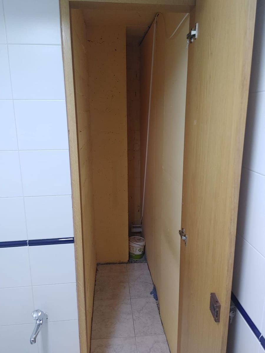 Kommersiell till salu i A Coruna stad - 650 000 € (Ref: 9119285)