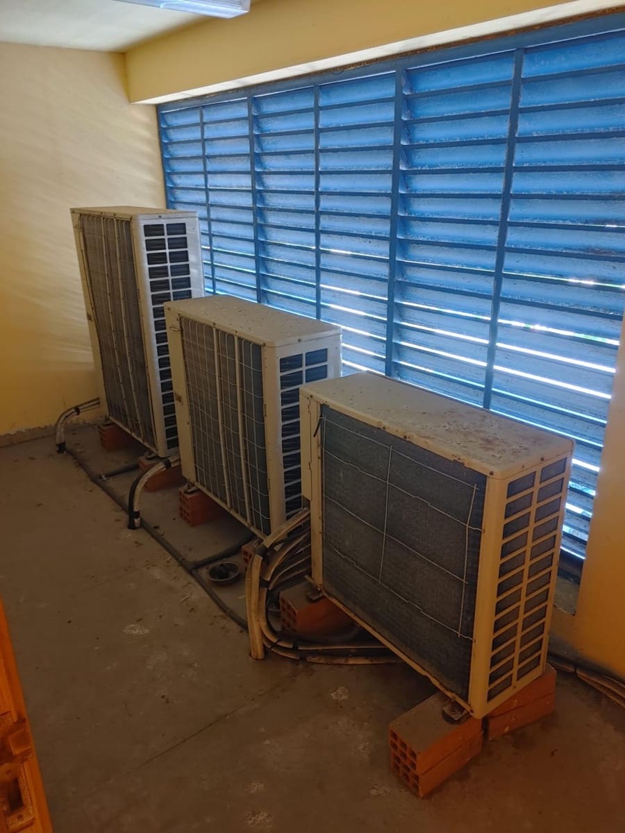 Kommersiell till salu i A Coruna stad - 650 000 € (Ref: 9119285)