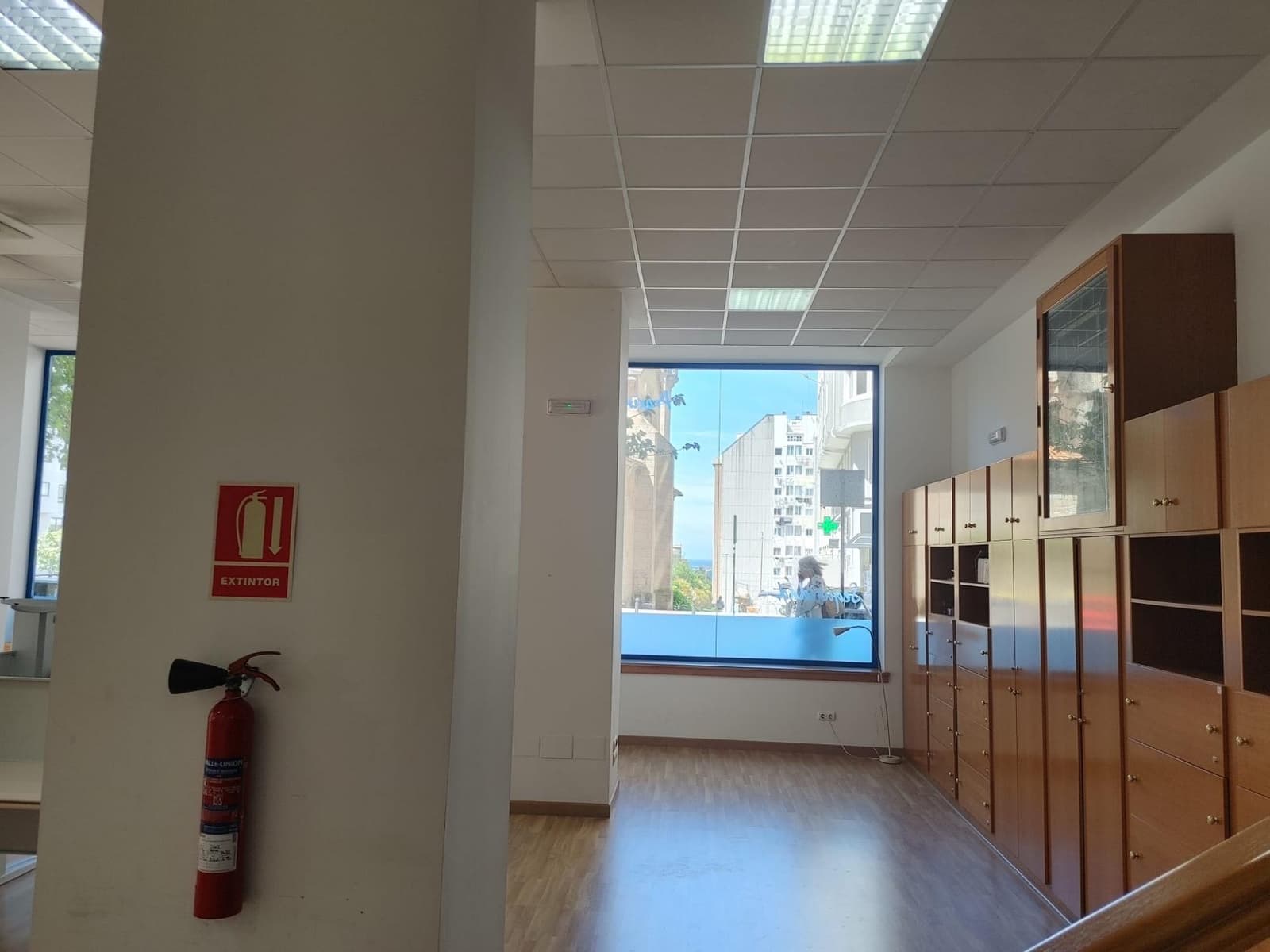 Kommersiell till salu i A Coruna stad - 650 000 € (Ref: 9119285)