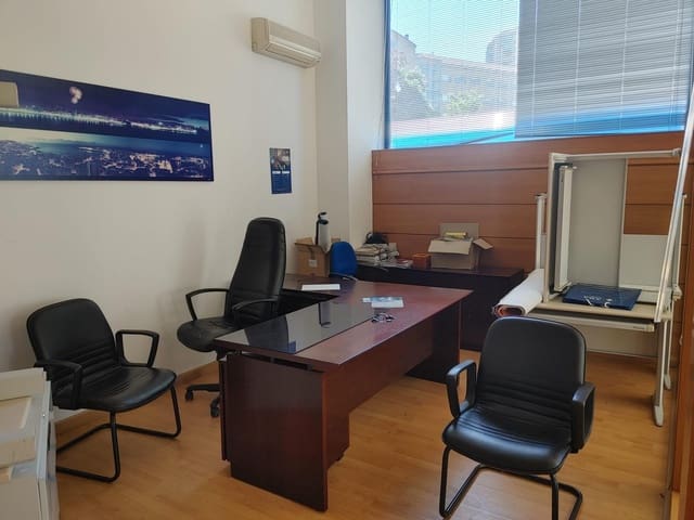 Commercial for sale in A Coruña city - € 650,000 (Ref: 9119285)