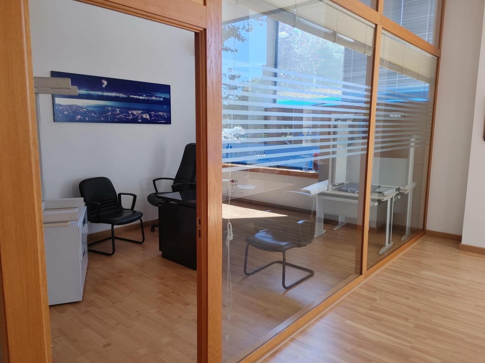 Kommersiell till salu i A Coruna stad - 650 000 € (Ref: 9119285)