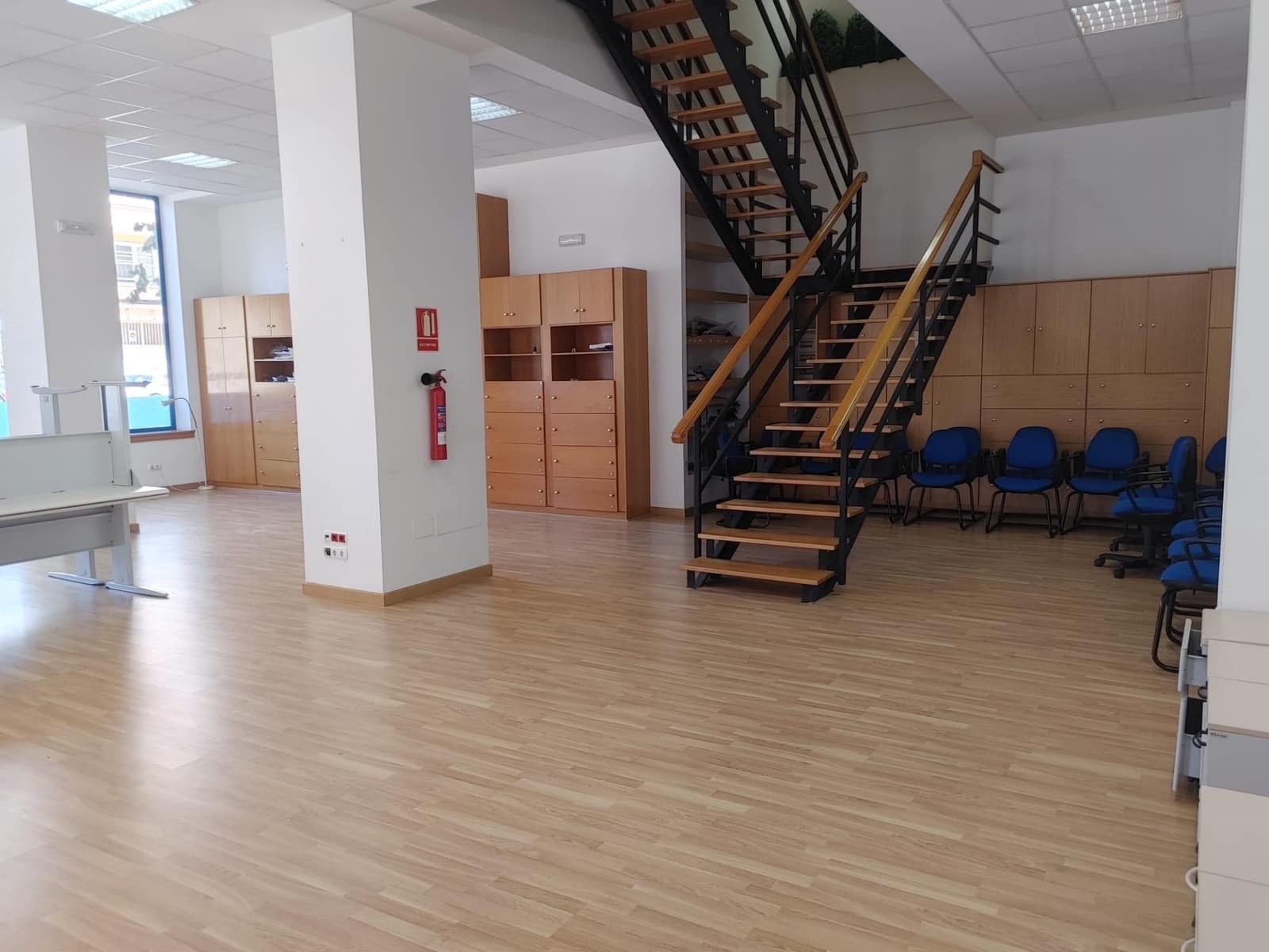 Kommersiell till salu i A Coruna stad - 650 000 € (Ref: 9119285)