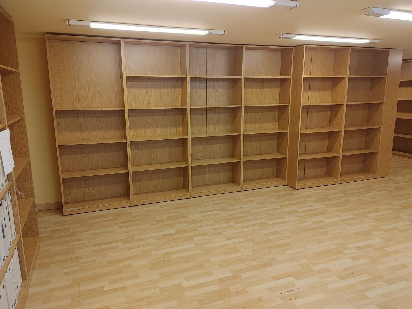 Kommersiell till salu i A Coruna stad - 650 000 € (Ref: 9119285)