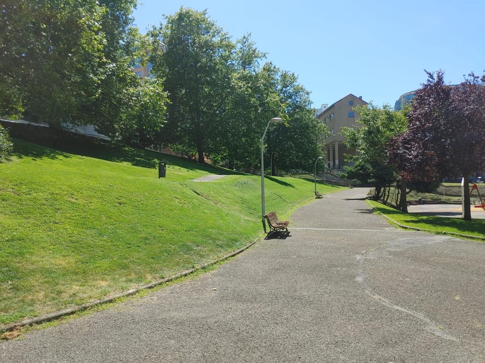 Kommersiell till salu i A Coruna stad - 650 000 € (Ref: 9119285)