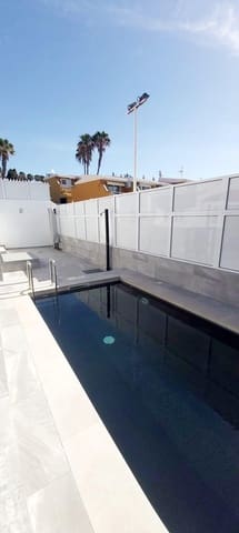 5 sypialnia Willa na sprzedaż w Sonneland, San Bartolomé de Tirajana z basenem garażem - 695 000 € (Ref: 9119286)