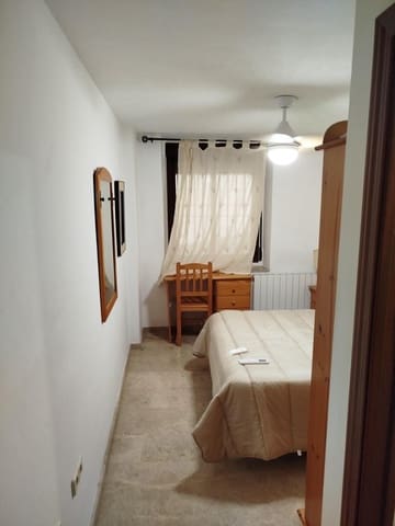 3 bedroom Flat for sale in Jaén city with garage - € 145,000 (Ref: 9119289)