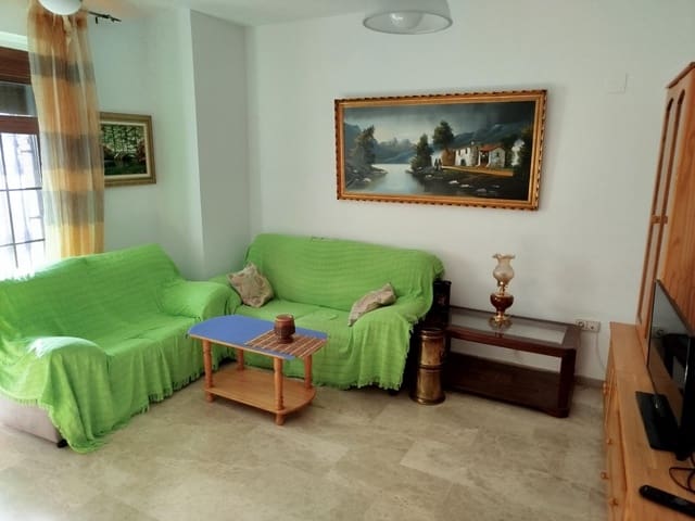 3 bedroom Flat for sale in Jaén city with garage - € 145,000 (Ref: 9119289)