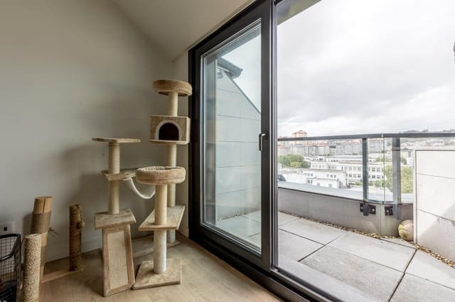 2 soveværelse Penthouse til salg i A Coruña by med garage - € 900.000 (Ref: 9119293)
