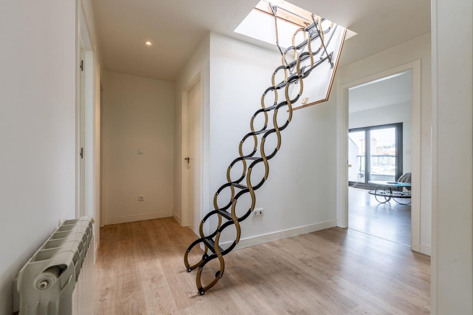 2 soveværelse Penthouse til salg i A Coruna by med garage - € 900.000 (Ref: 9119293)