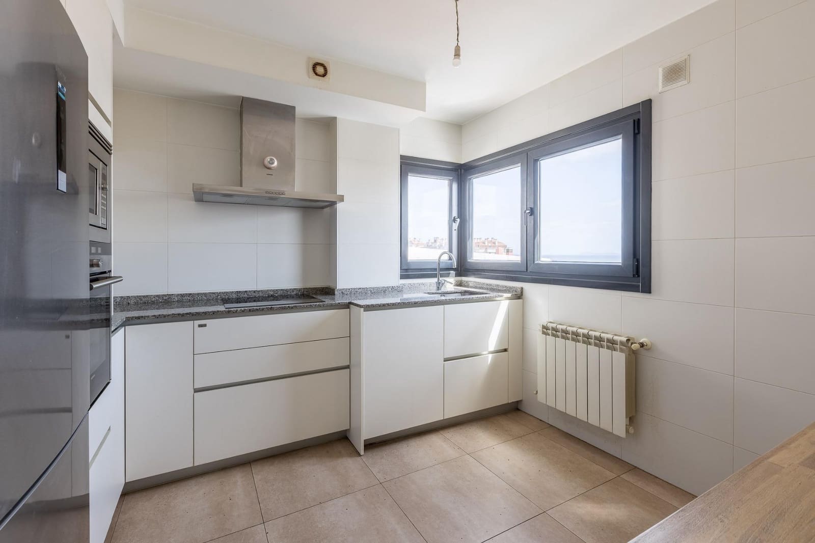 2 soveværelse Penthouse til salg i A Coruna by med garage - € 900.000 (Ref: 9119293)
