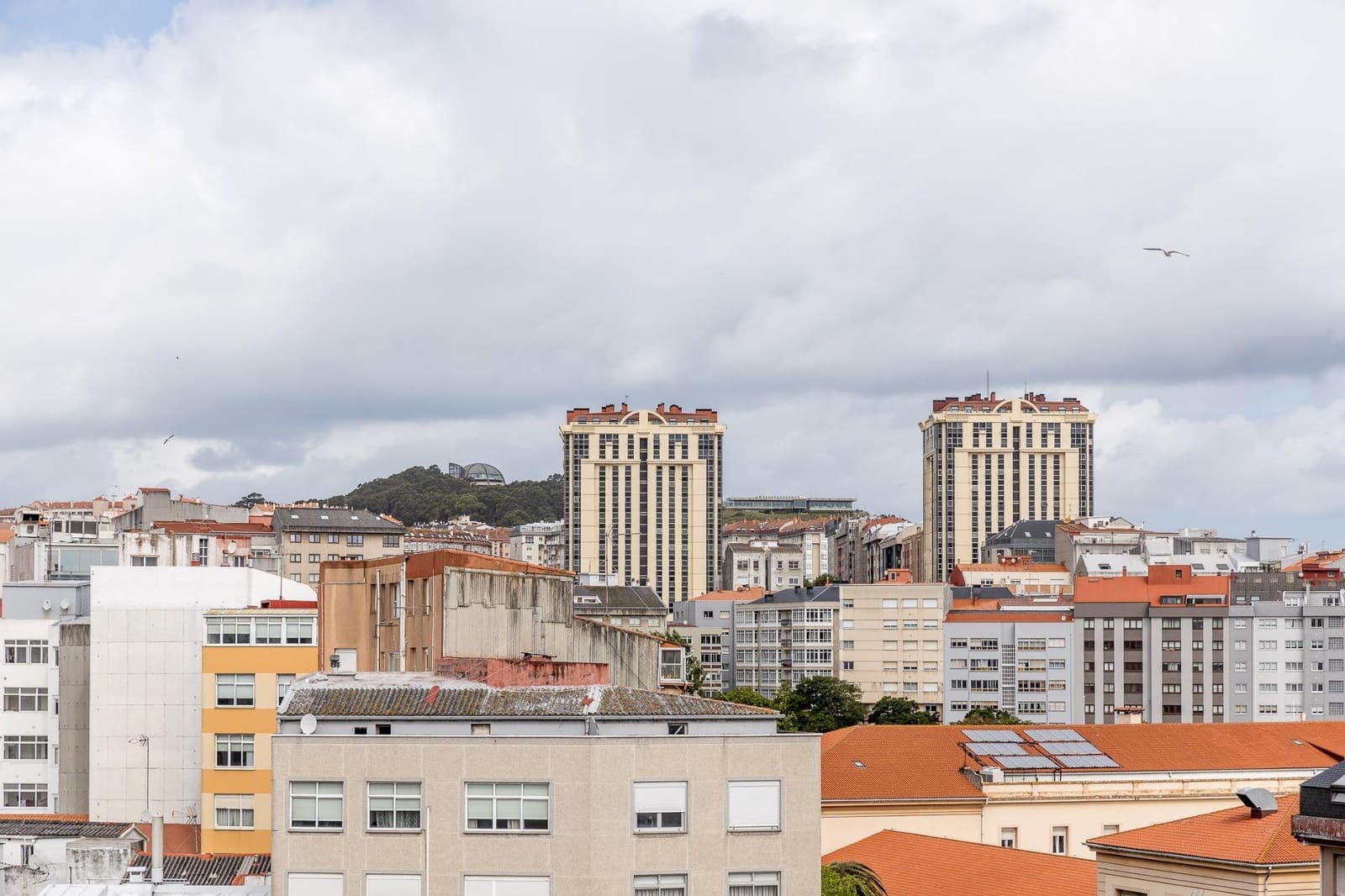 2 soveværelse Penthouse til salg i A Coruna by med garage - € 900.000 (Ref: 9119293)