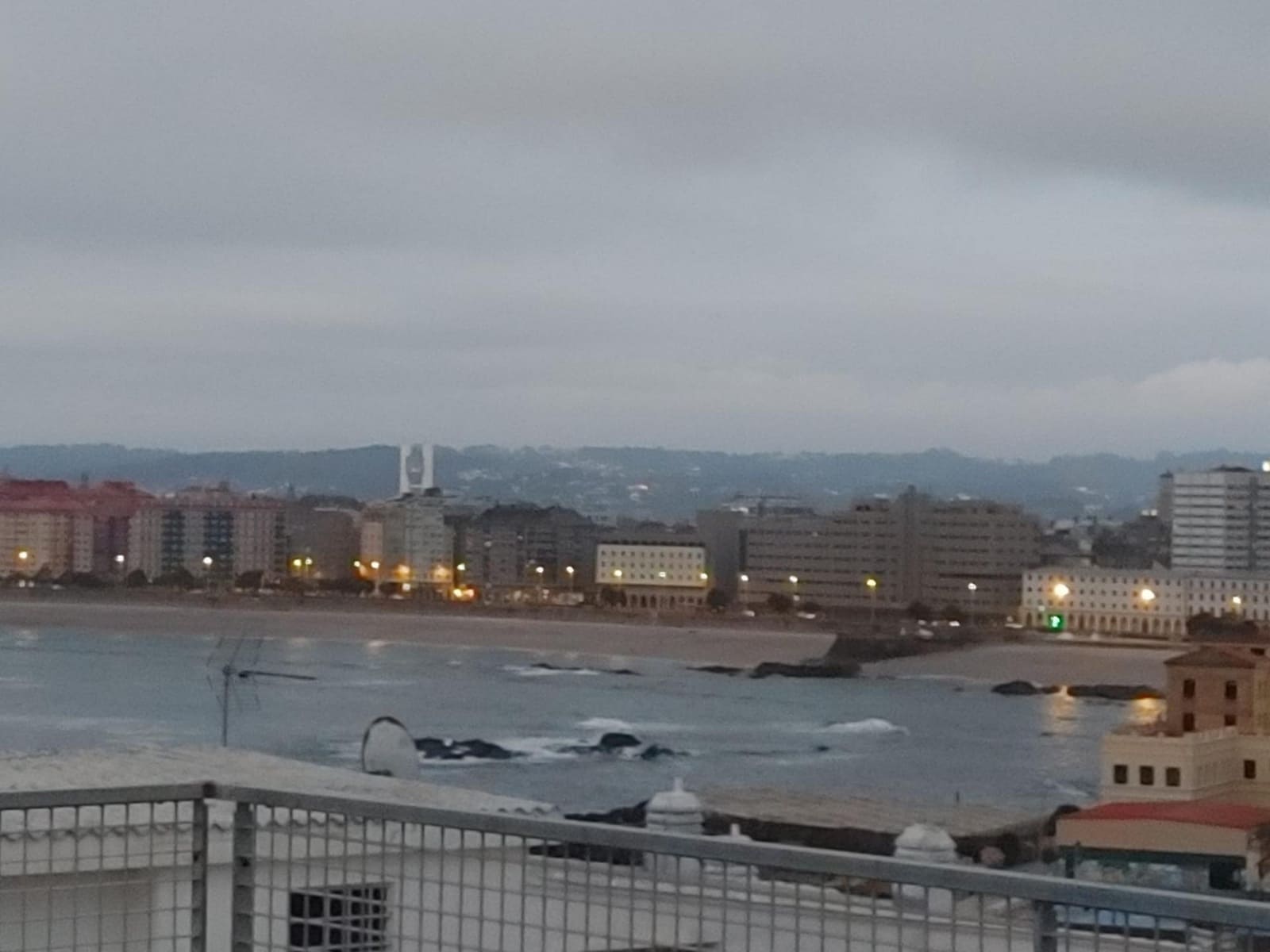 2 soveværelse Penthouse til salg i A Coruna by med garage - € 900.000 (Ref: 9119293)