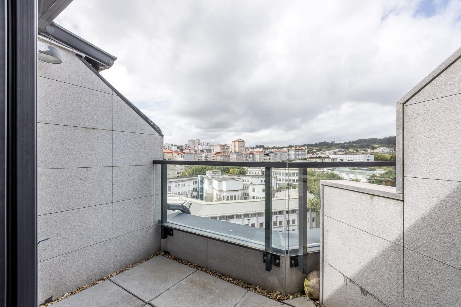 2 soveværelse Penthouse til salg i A Coruna by med garage - € 900.000 (Ref: 9119293)