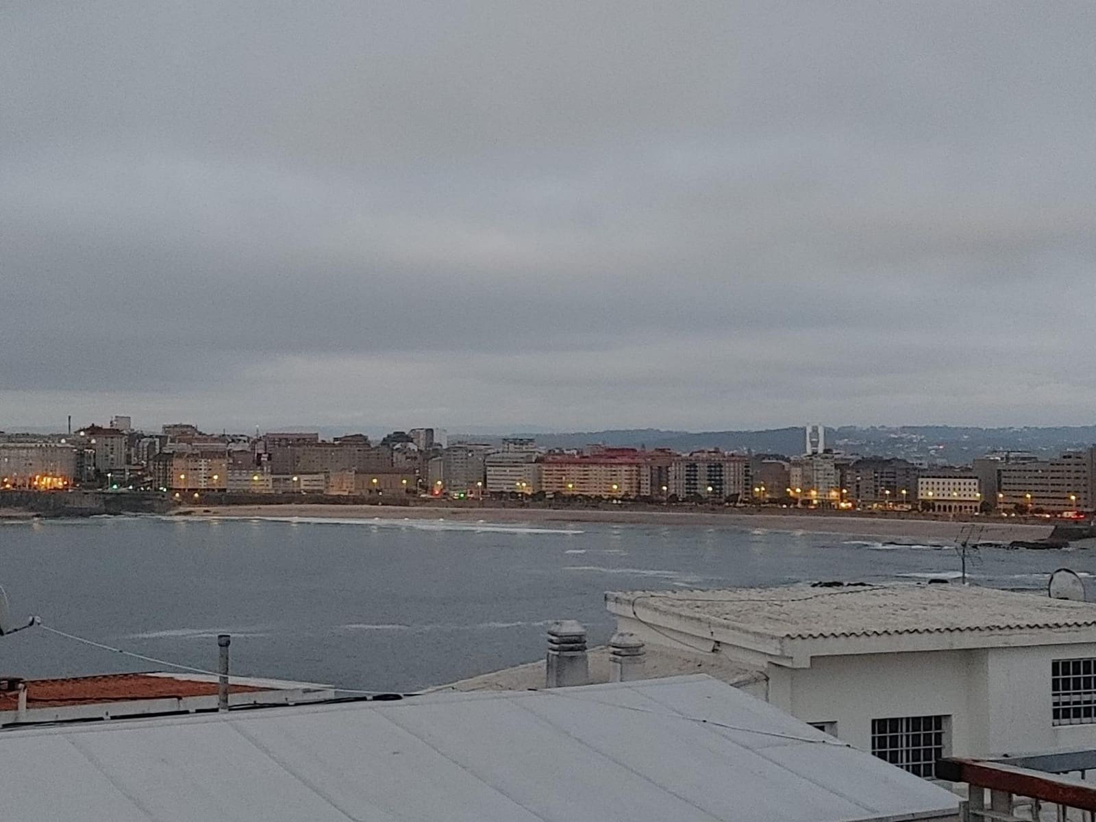2 soveværelse Penthouse til salg i A Coruna by med garage - € 900.000 (Ref: 9119293)