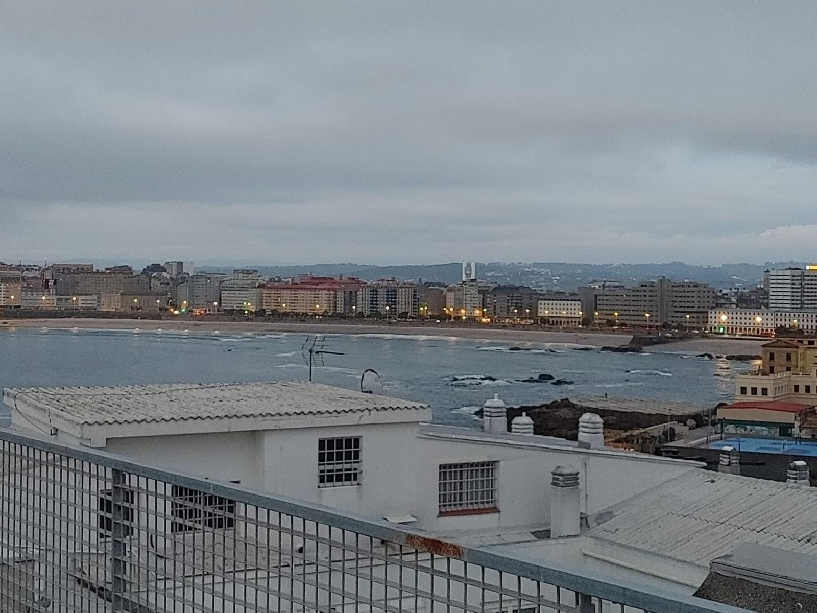 2 soveværelse Penthouse til salg i A Coruna by med garage - € 900.000 (Ref: 9119293)