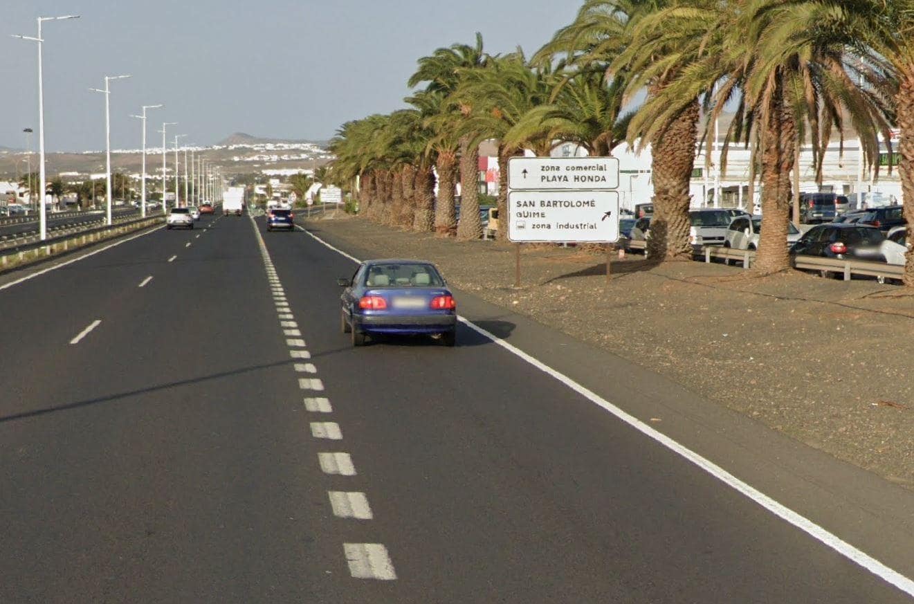 Virksomhed til salg i Playa Honda - € 1.900.000 (Ref: 9119301)