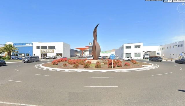 Empresa para venda em Playa Honda, San Bartolomé - 2 100 000 € (Ref: 9119301)