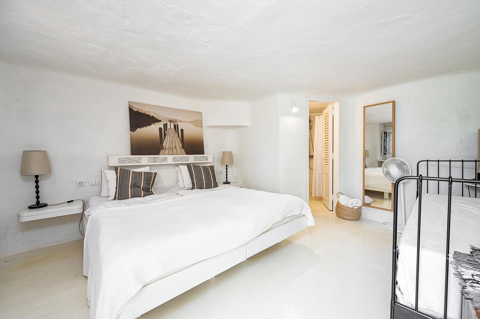 2 sypialnia Willa na sprzedaż w San Bartolome de Tirajana z basenem - 580 000 € (Ref: 9119302)