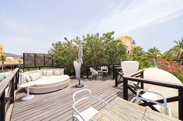 2 chambre Villa/Maison à vendre à San Bartolomé de Tirajana avec piscine - 580 000 € (Ref: 9119302)