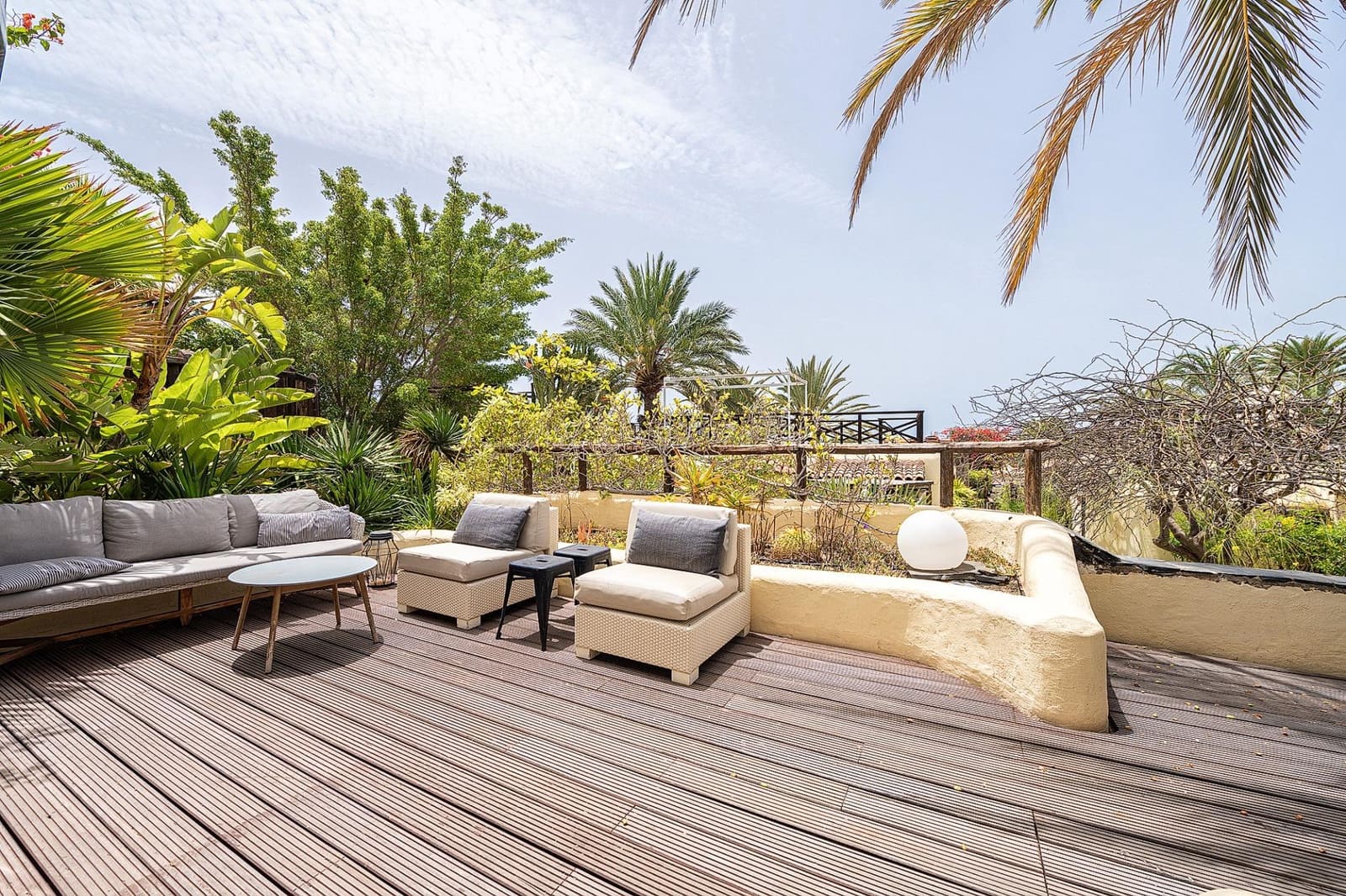 2 sypialnia Willa na sprzedaż w San Bartolome de Tirajana z basenem - 580 000 € (Ref: 9119302)