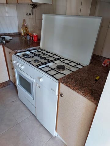 7 bedroom Finca/Country House for sale in Carral - € 255,000 (Ref: 9119304)