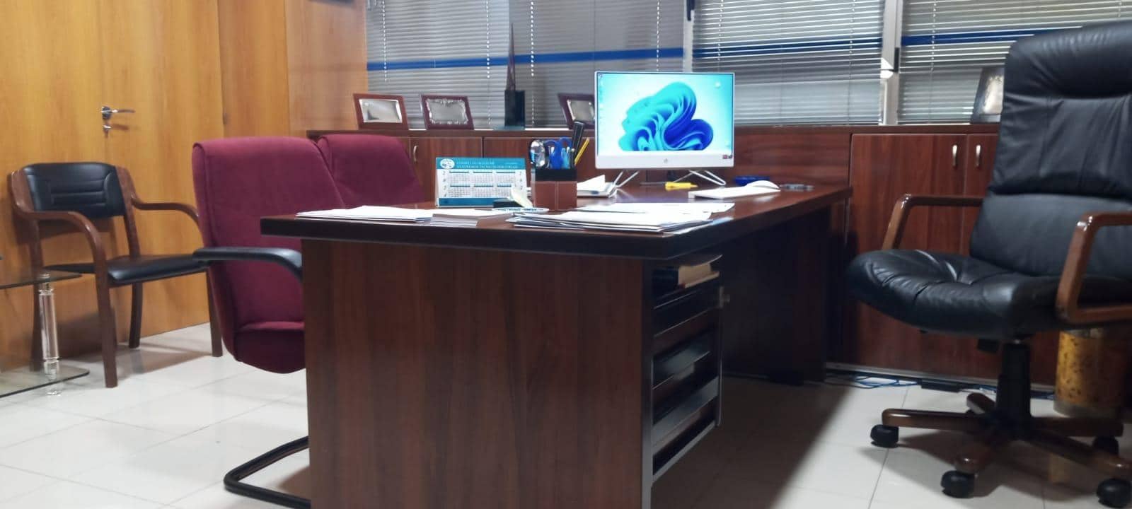 Kontor til salg i A Coruna by - € 450.000 (Ref: 9119307)