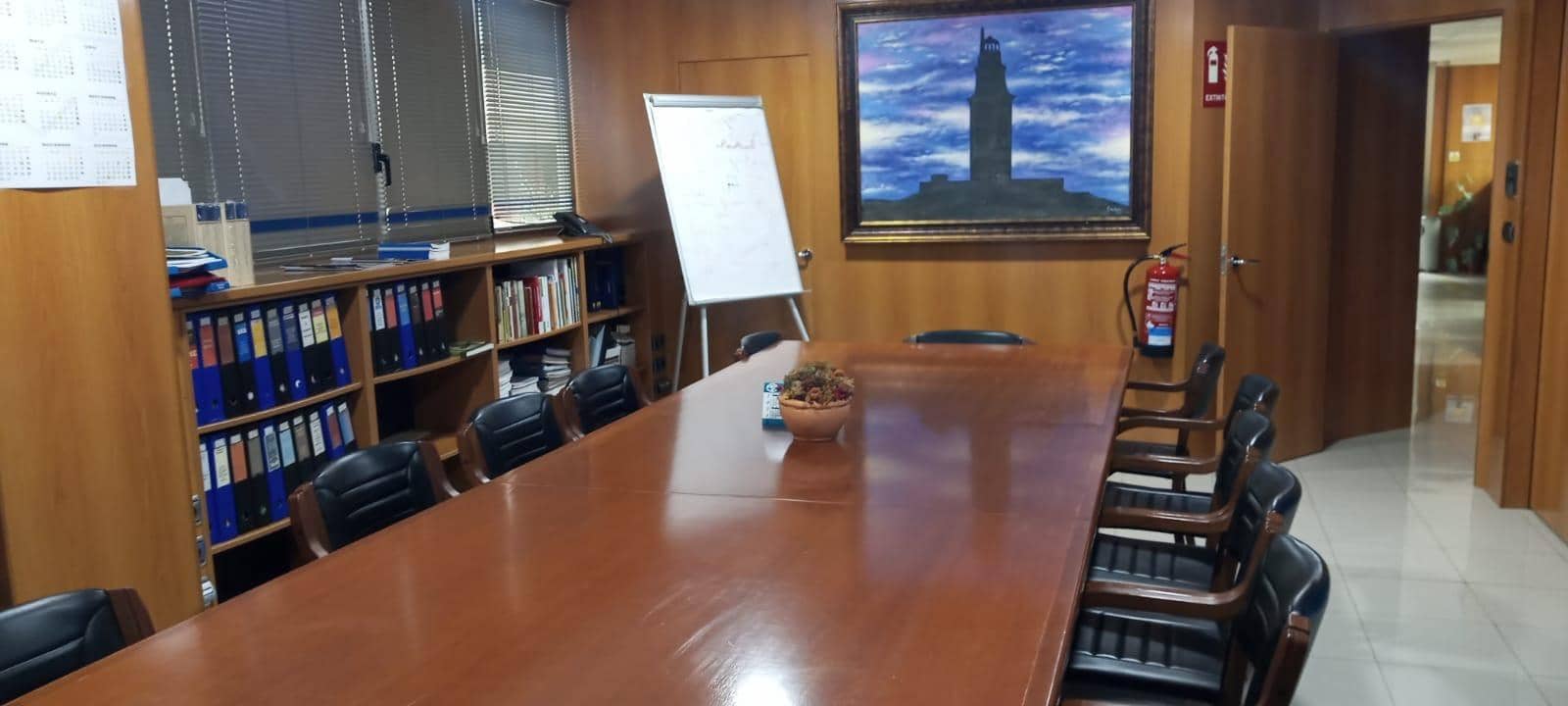 Kontor til salg i A Coruna by - € 450.000 (Ref: 9119307)