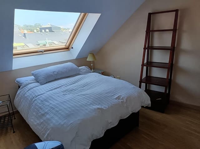2 bedroom Penthouse for sale in Sanxenxo with garage - € 430,000 (Ref: 9119309)