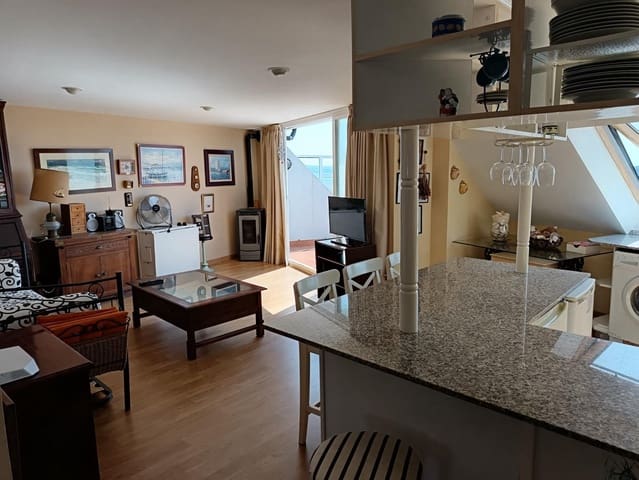 2 bedroom Penthouse for sale in Sanxenxo with garage - € 430,000 (Ref: 9119309)