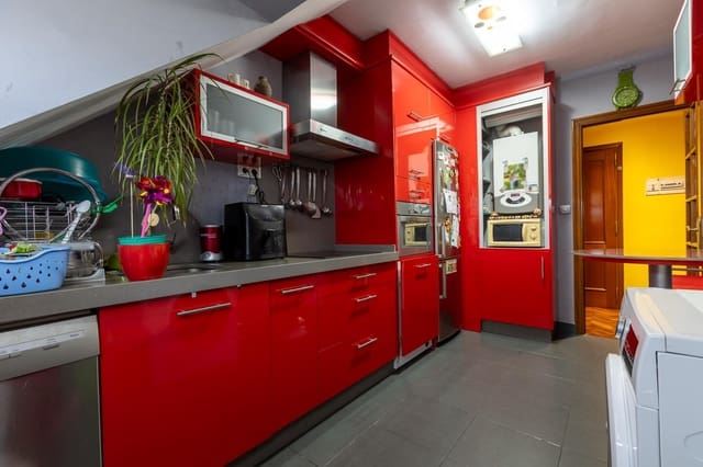 2 sypialnia Mieszkanie na sprzedaż w Miasto A Coruña z garażem - 245 000 € (Ref: 9119310)