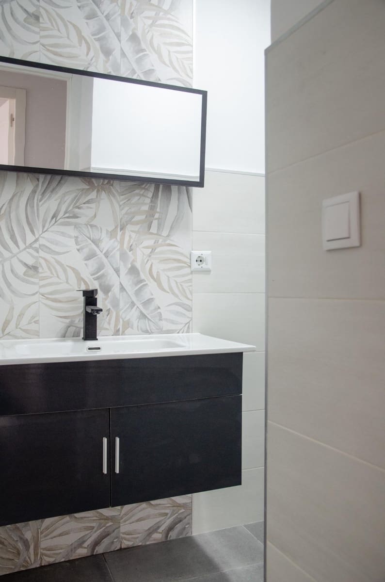 8 soveværelse Semi-Rækkehus til salg i Vigo - € 400.000 (Ref: 9119311)