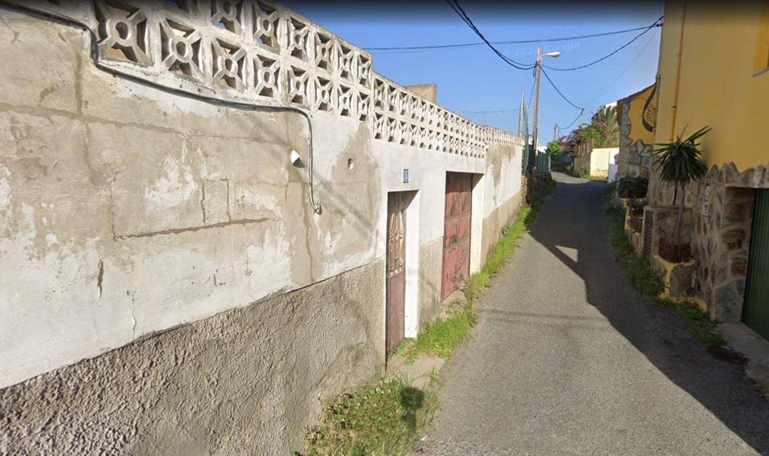 Finka/Dom wiejski na sprzedaż w Las Palmas de Gran Canaria z garażem - 210 000 € (Ref: 9119312)