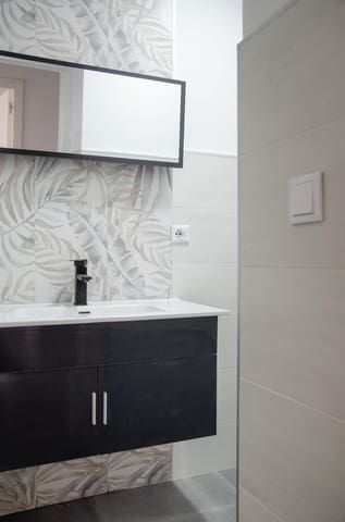 2 bedroom Terraced Villa for sale in Vigo - € 200,000 (Ref: 9119320)