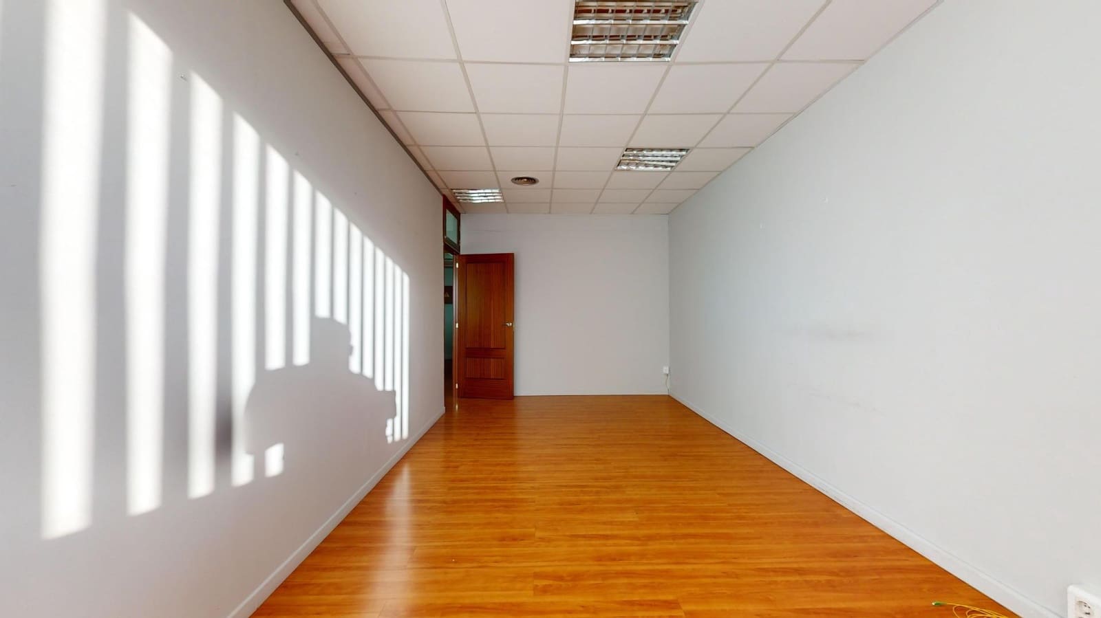 Biuro na sprzedaż w Las Palmas de Gran Canaria - 137 000 € (Ref: 9119327)