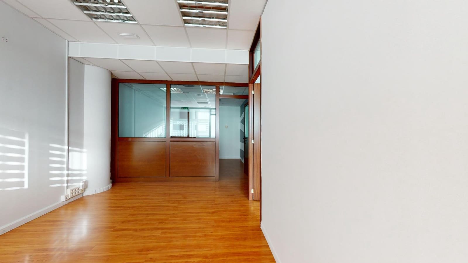 Biuro na sprzedaż w Las Palmas de Gran Canaria - 137 000 € (Ref: 9119327)