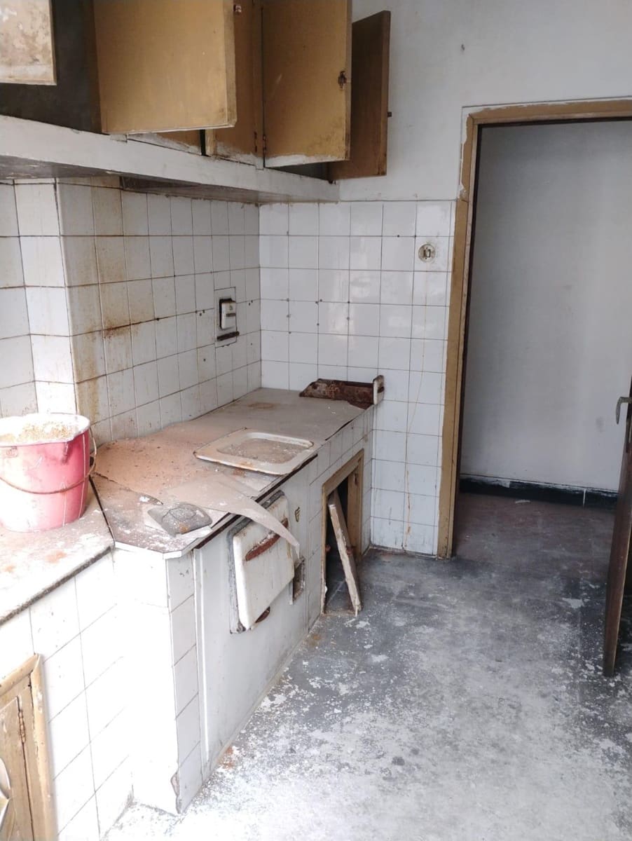 3 soverom Leilighet til salgs i La Coruna by - € 130 000 (Ref: 9119333)