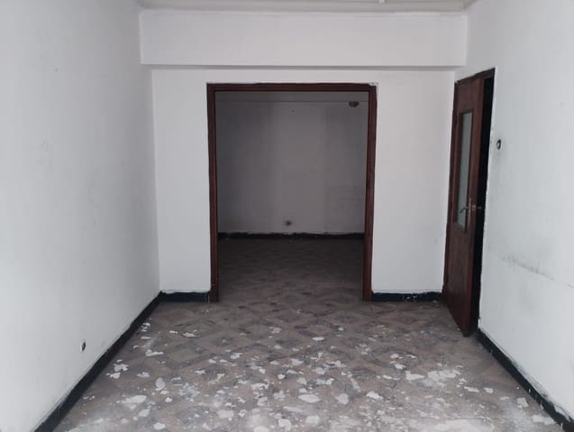 3 soverom Leilighet til salgs i La Coruña by - € 130 000 (Ref: 9119333)