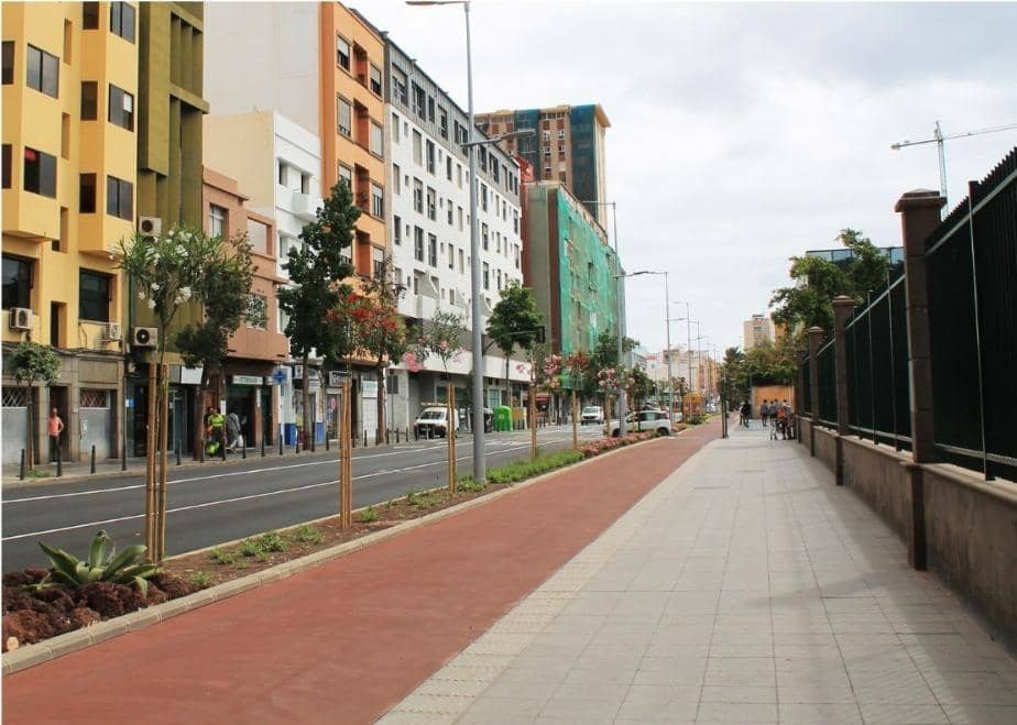 Commercial for rent in Las Palmas de Gran Canaria - € 1,300 (Ref: 9119340)