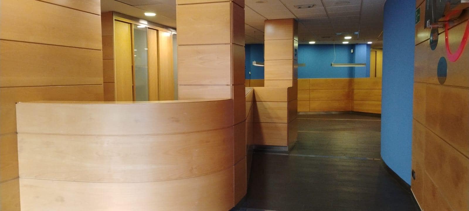 Erhverv til salg i A Coruna by - € 525.000 (Ref: 9119341)