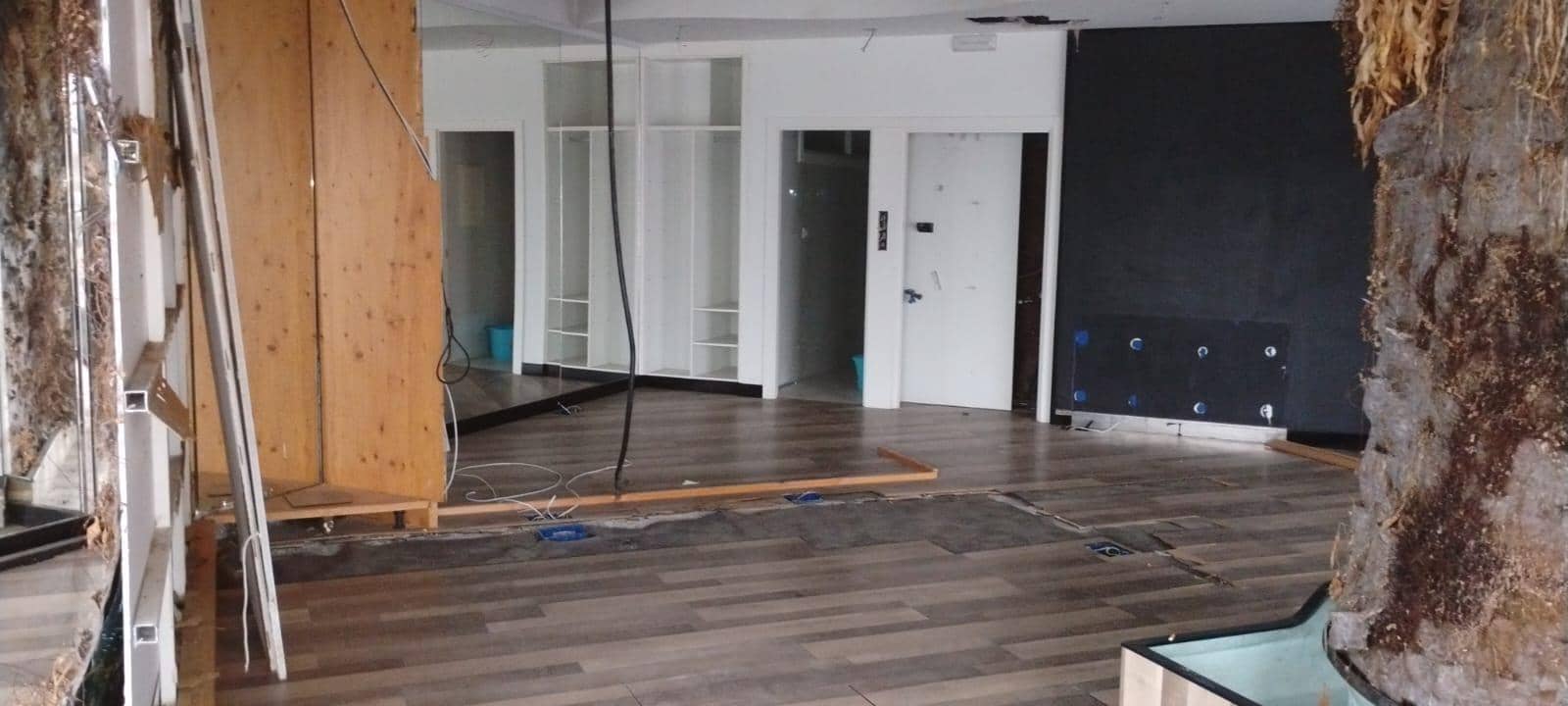 Erhverv til leje i A Coruna by - € 1.200 (Ref: 9119342)