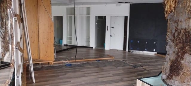 Gewerbe zu vermieten in A Coruña Stadt - 1.200 € (Ref: 9119342)