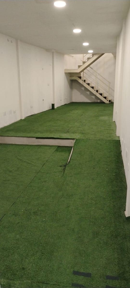 Kommersiell att hyra i A Coruna stad - 1 150 € (Ref: 9119343)