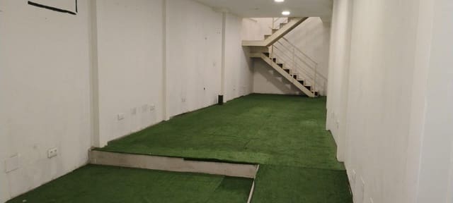 Kommersiell att hyra i A Coruña stad - 1 150 € (Ref: 9119343)