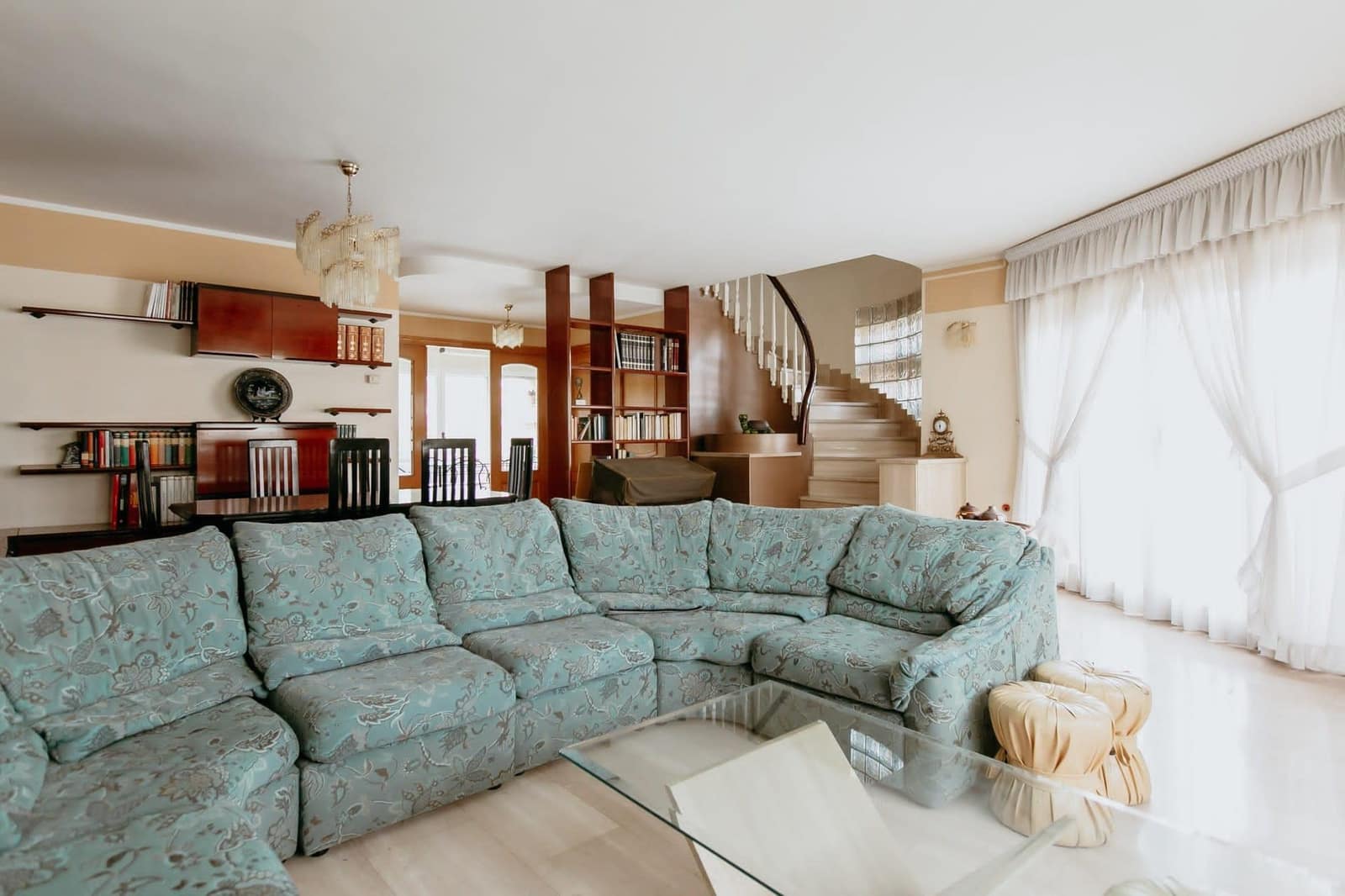 Rivitalo myytävänä paikassa Huesca kaupunki mukana 
autotalli - 650 000 € (Ref: 9119344)