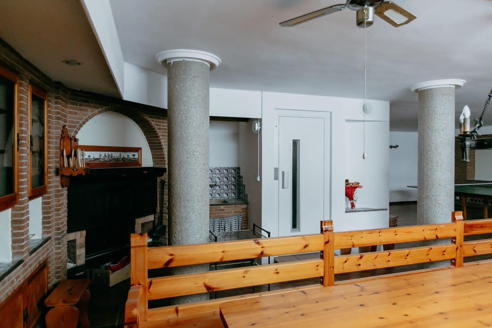 Rivitalo myytävänä paikassa Huesca kaupunki mukana 
autotalli - 650 000 € (Ref: 9119344)