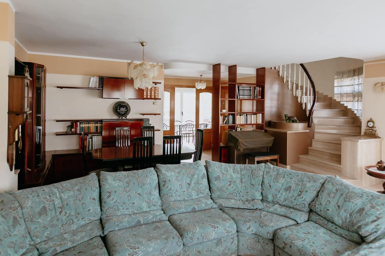 Rivitalo myytävänä paikassa Huesca kaupunki mukana 
autotalli - 650 000 € (Ref: 9119344)