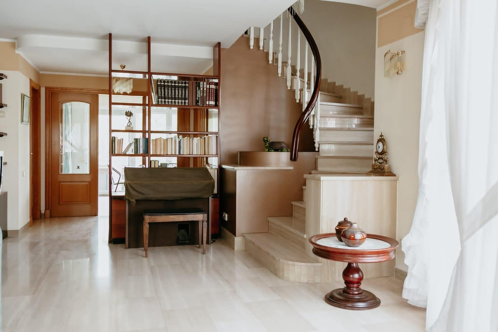 Rivitalo myytävänä paikassa Huesca kaupunki mukana 
autotalli - 650 000 € (Ref: 9119344)