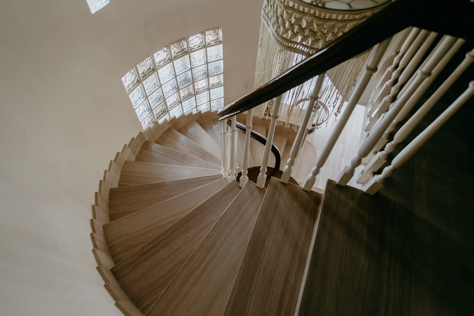 Rivitalo myytävänä paikassa Huesca kaupunki mukana 
autotalli - 650 000 € (Ref: 9119344)